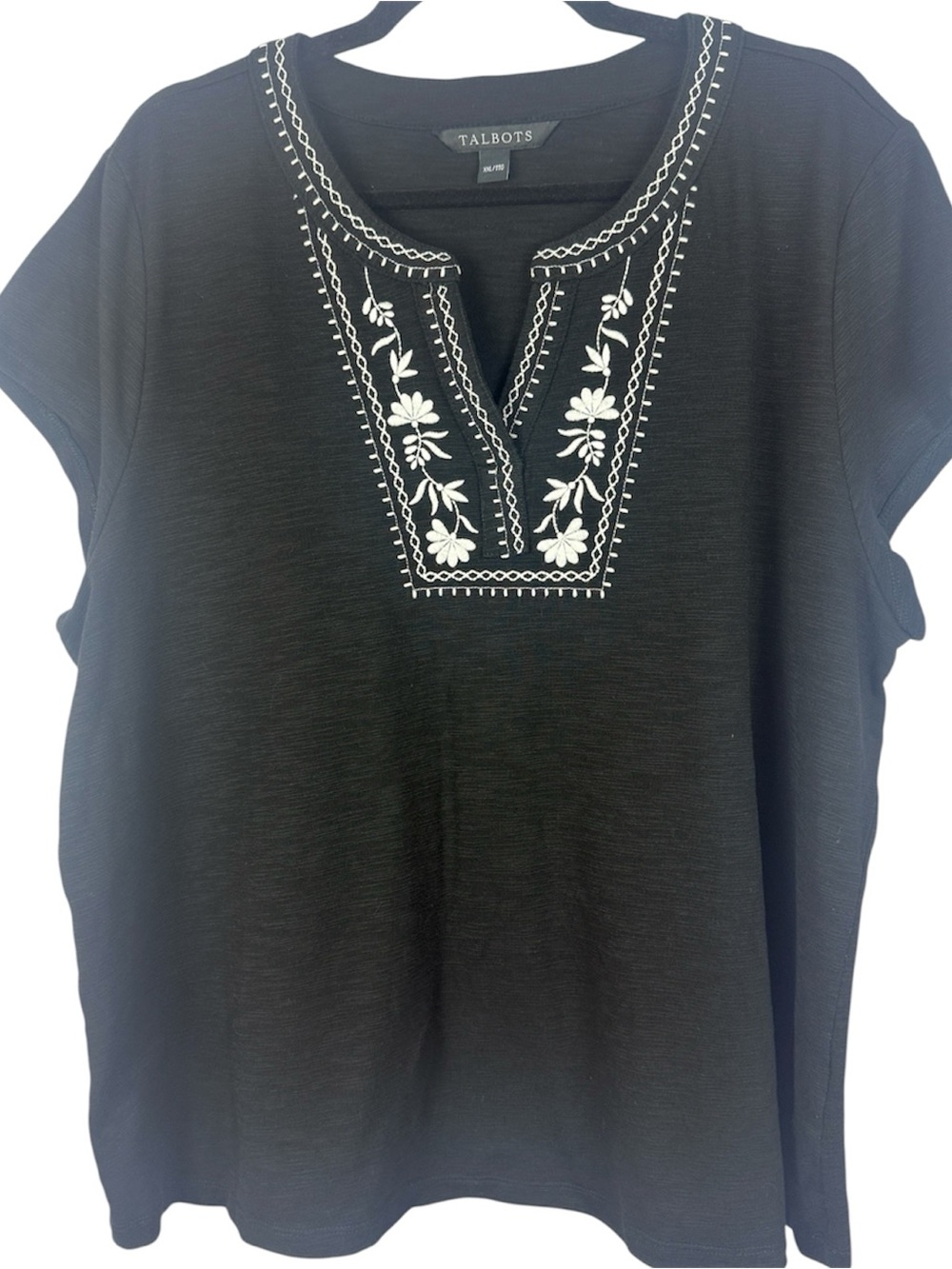 Talbots XXL Cotton Blend Black Floral Embroidered Split-Neck Short Sleeve Top